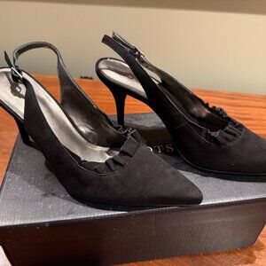 Talbots Party 2 black suede slingback with ruffle Size 8 NWT